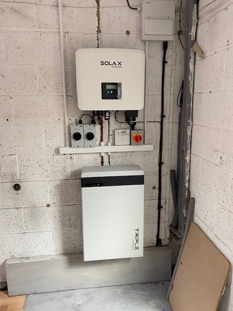 Commercial battery storage installation